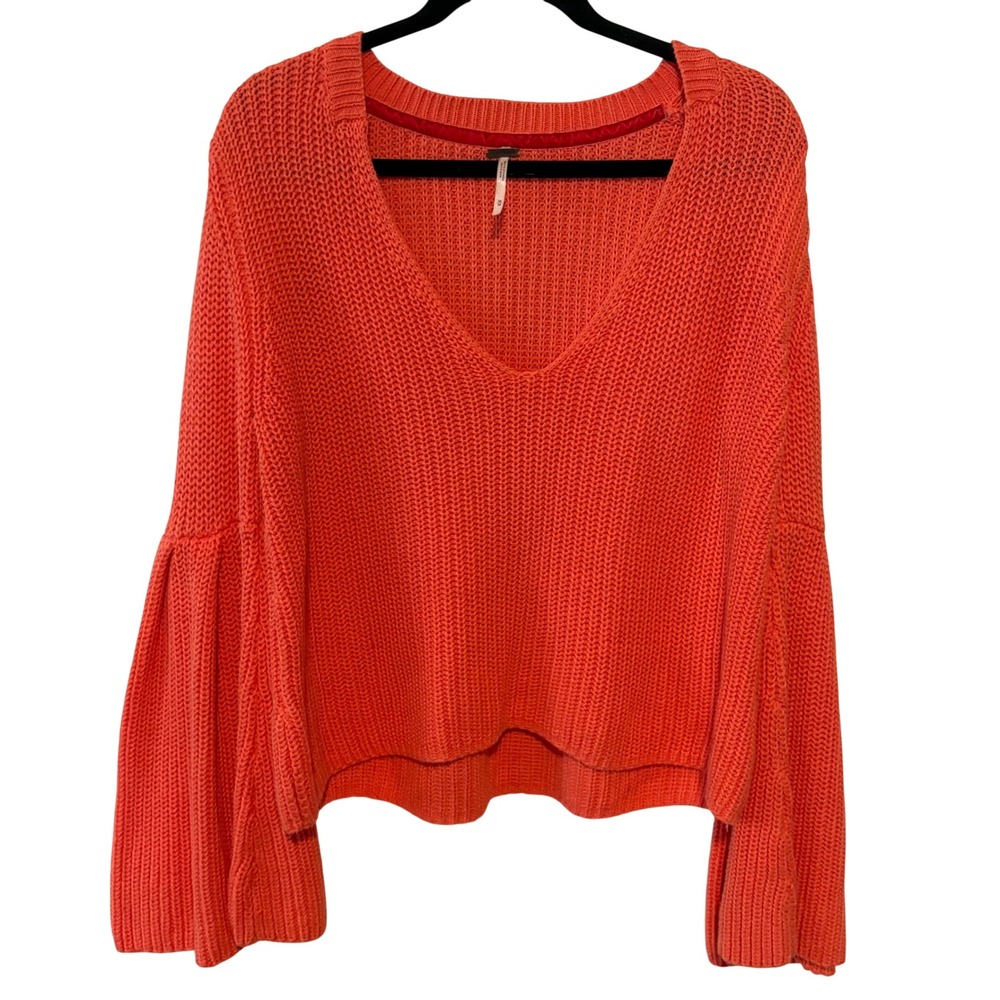 Free People Women's‎ Light Orange Ribbed Sweater with Bell Sleeves in Size M